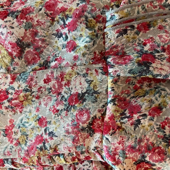 Strapless Floral Chiffon Pleated Mini Dress - Picture 6 of 7